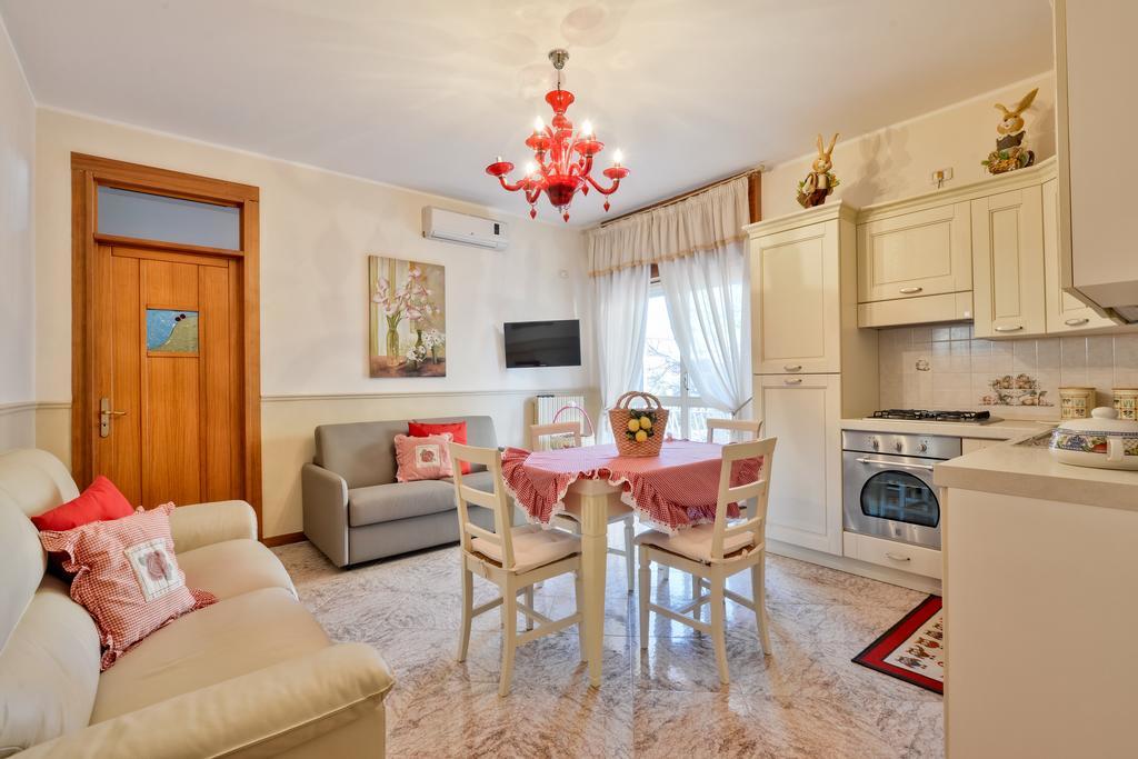 La Bouganville Holiday House Агрополі Екстер'єр фото