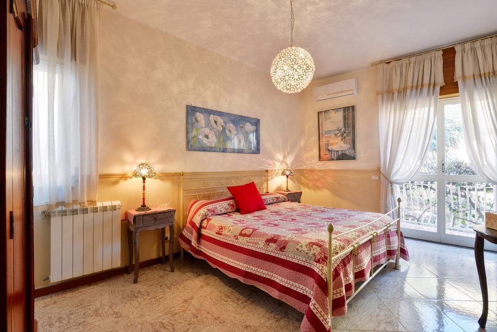 La Bouganville Holiday House Агрополі Екстер'єр фото